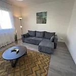 Budatava Lakas Lägenhet Balatonalmádi